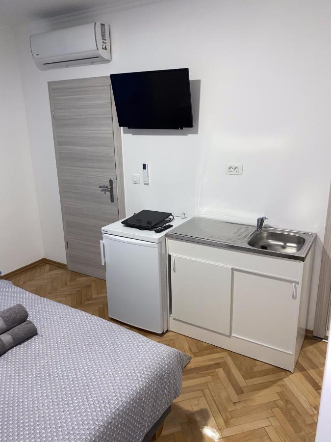Apartment & Rooms - Marina Ploce  Exteriör bild